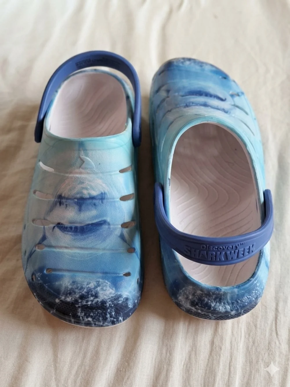 Kid's Unisex Blue Shark Clog Shoes - Discovery Shark Week NWOT Size 1